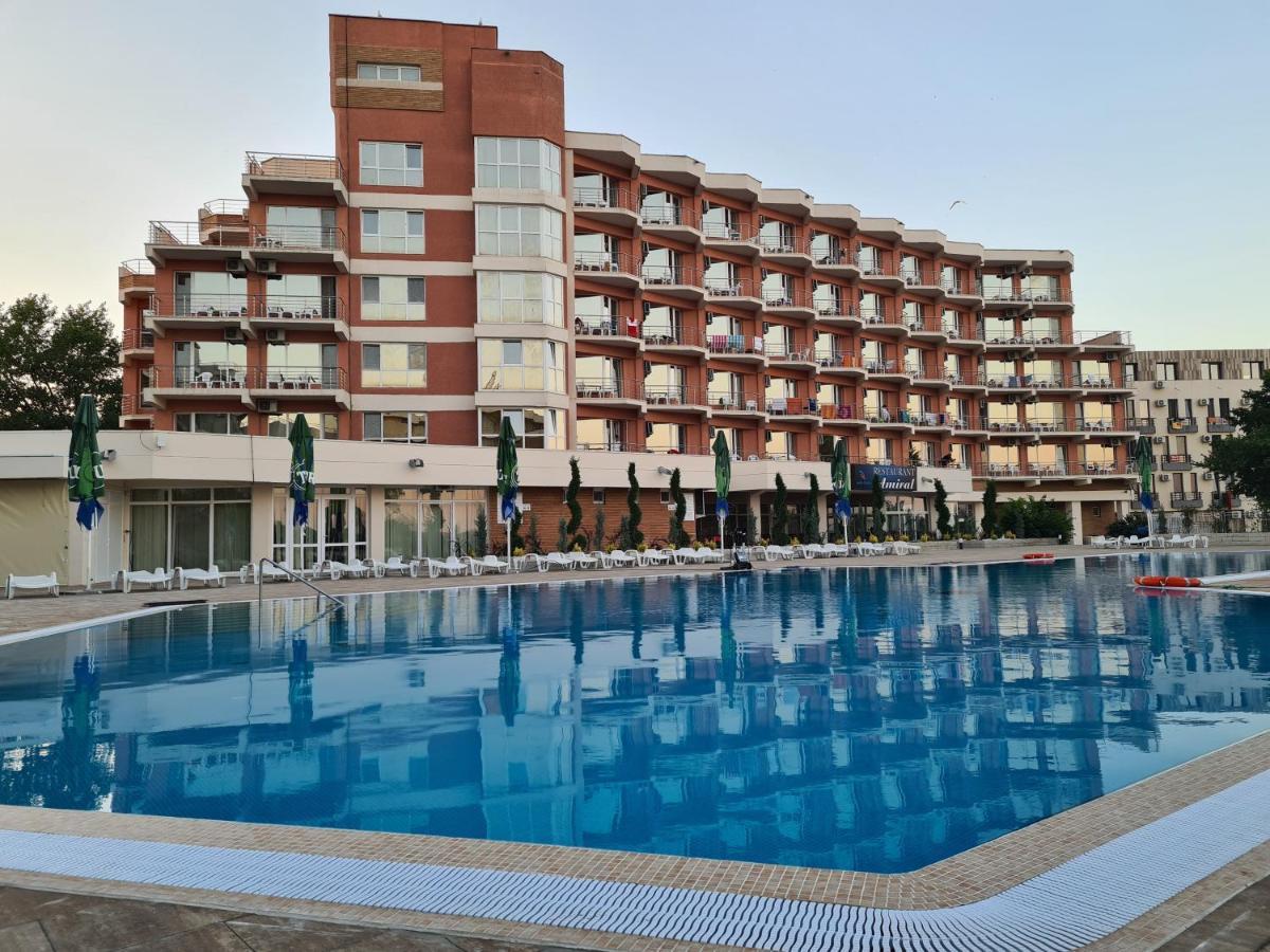 Hotel Amiral Мамая Екстер'єр фото