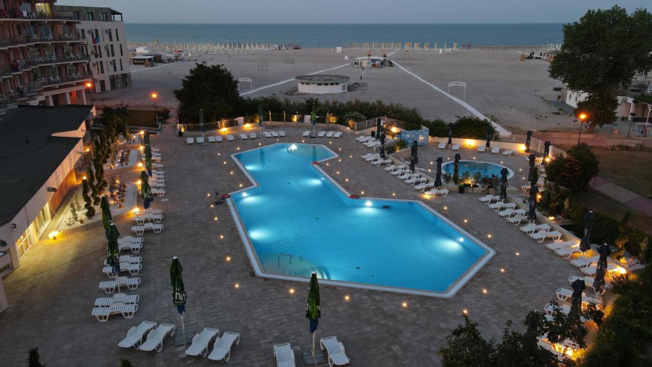 Hotel Amiral Мамая Екстер'єр фото