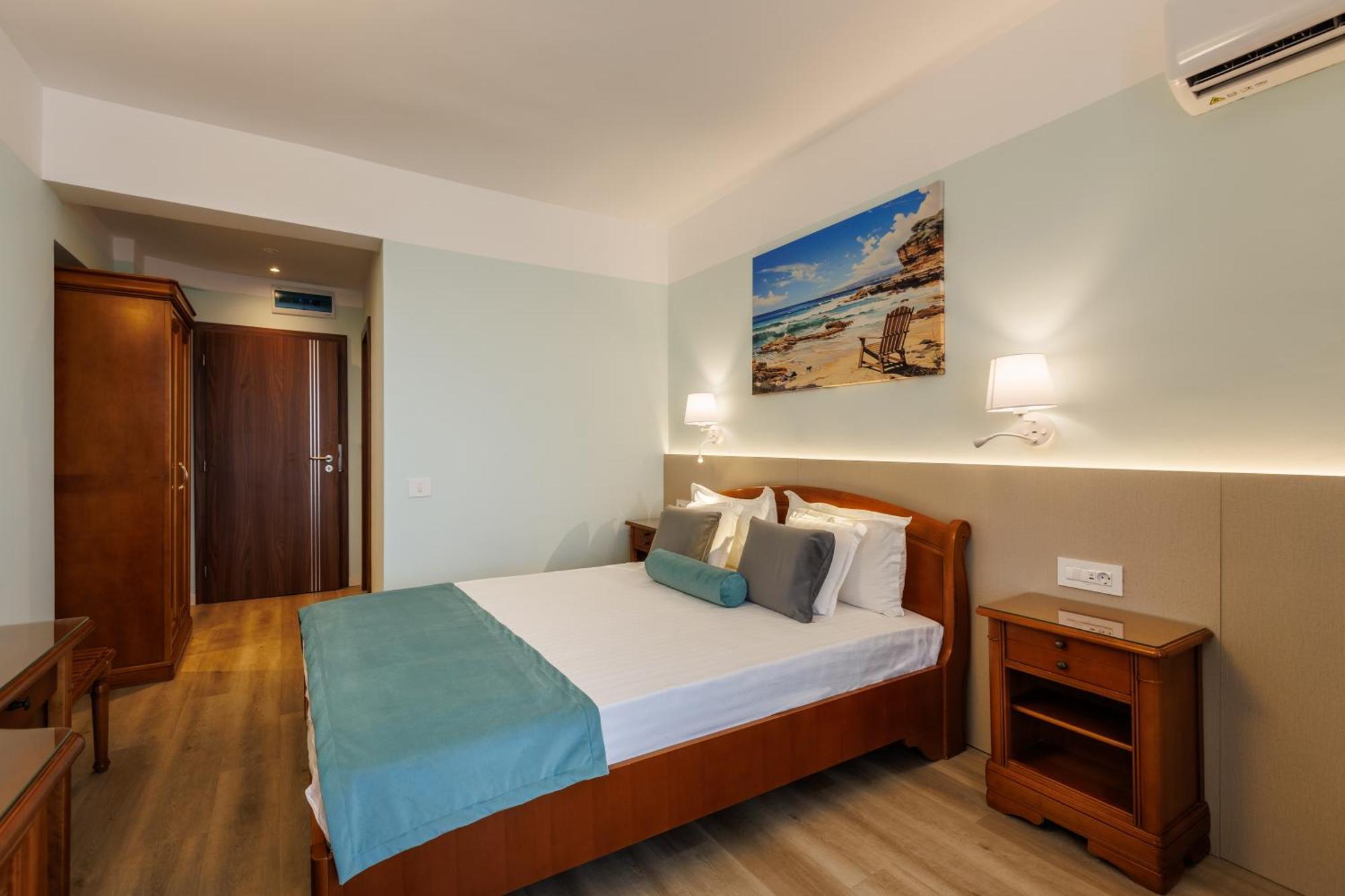 Hotel Amiral Мамая Екстер'єр фото