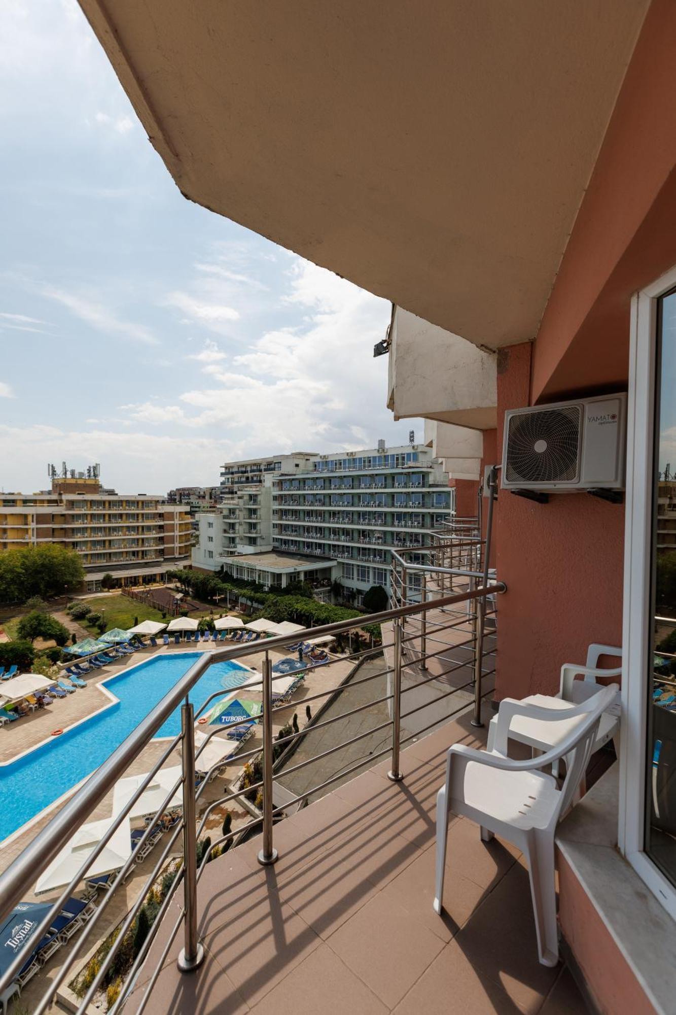 Hotel Amiral Мамая Екстер'єр фото