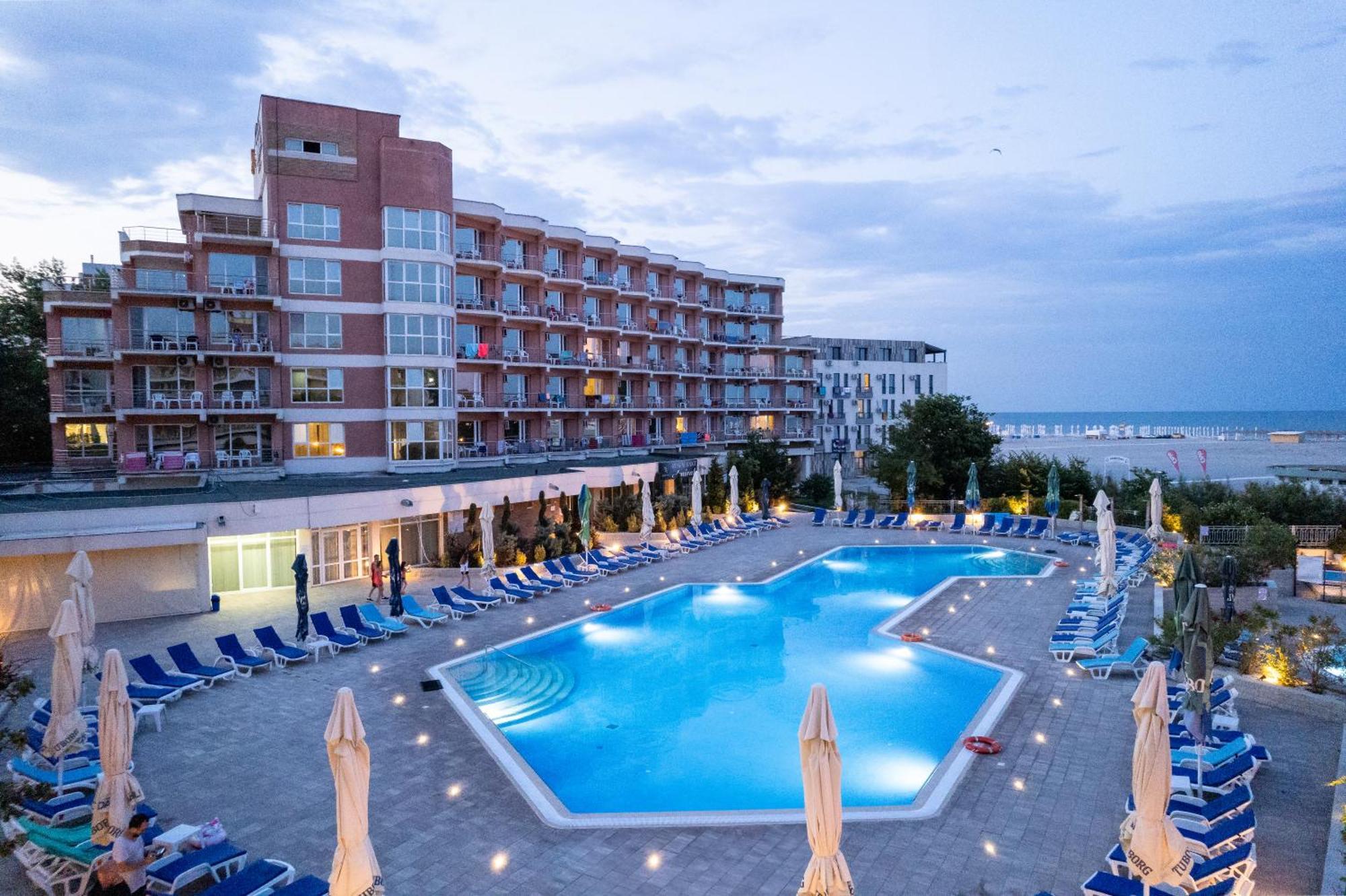 Hotel Amiral Мамая Екстер'єр фото