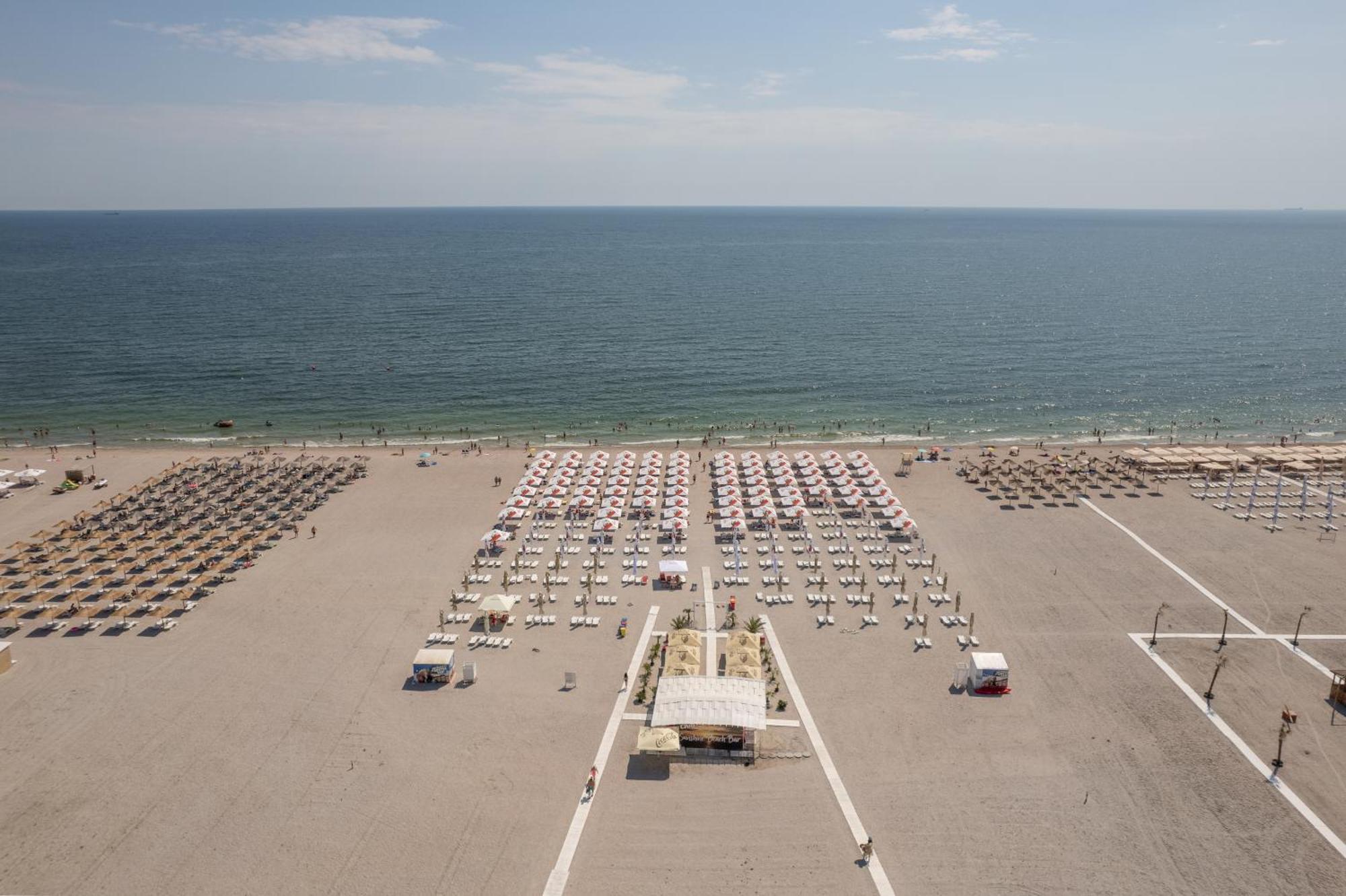 Hotel Amiral Мамая Екстер'єр фото